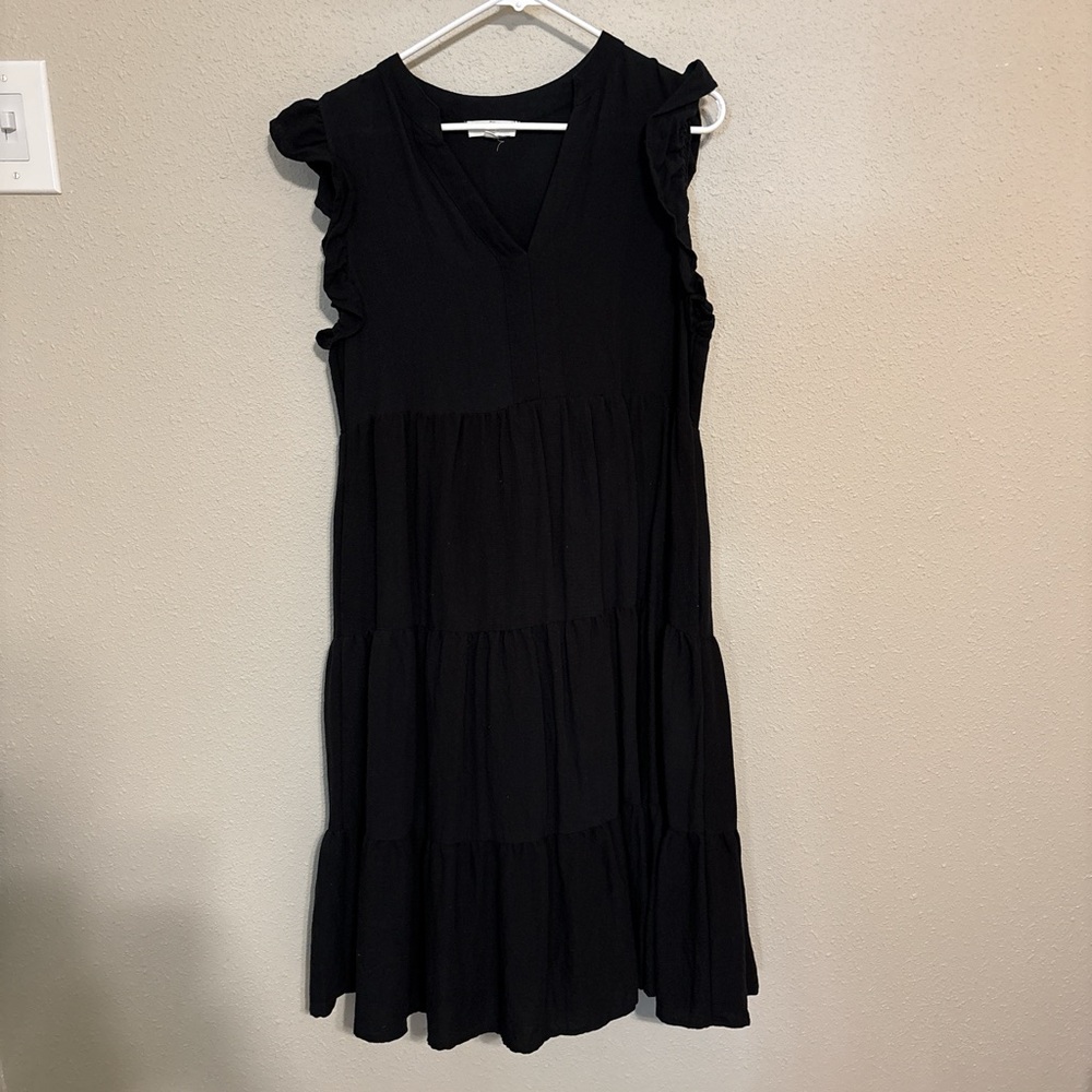 Entro Black Ruffle Midi Dress